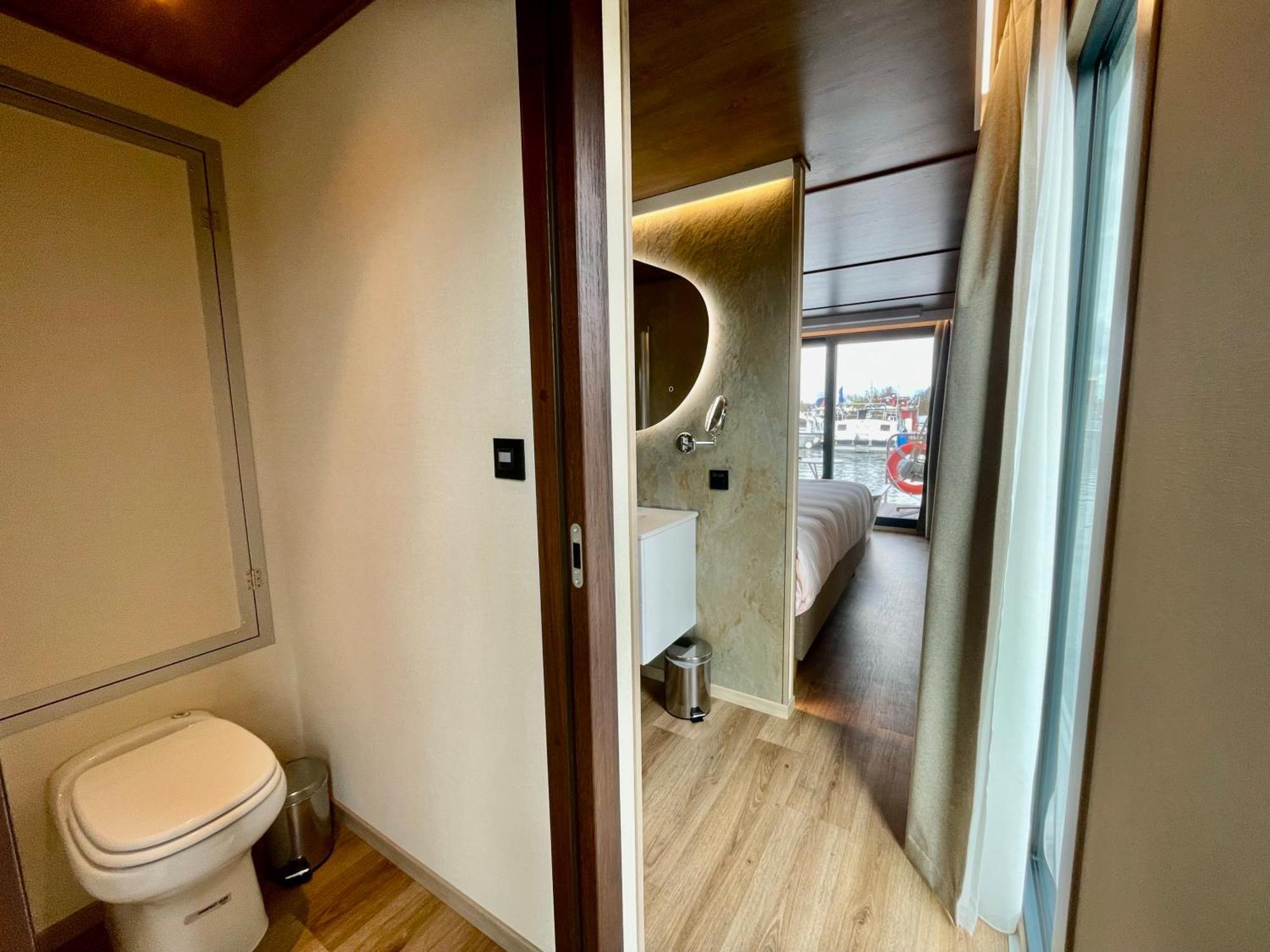 L'Escale Royale Saint-Martin-La-Garenne Port Ilon - Seine - Giverny Εξωτερικό φωτογραφία