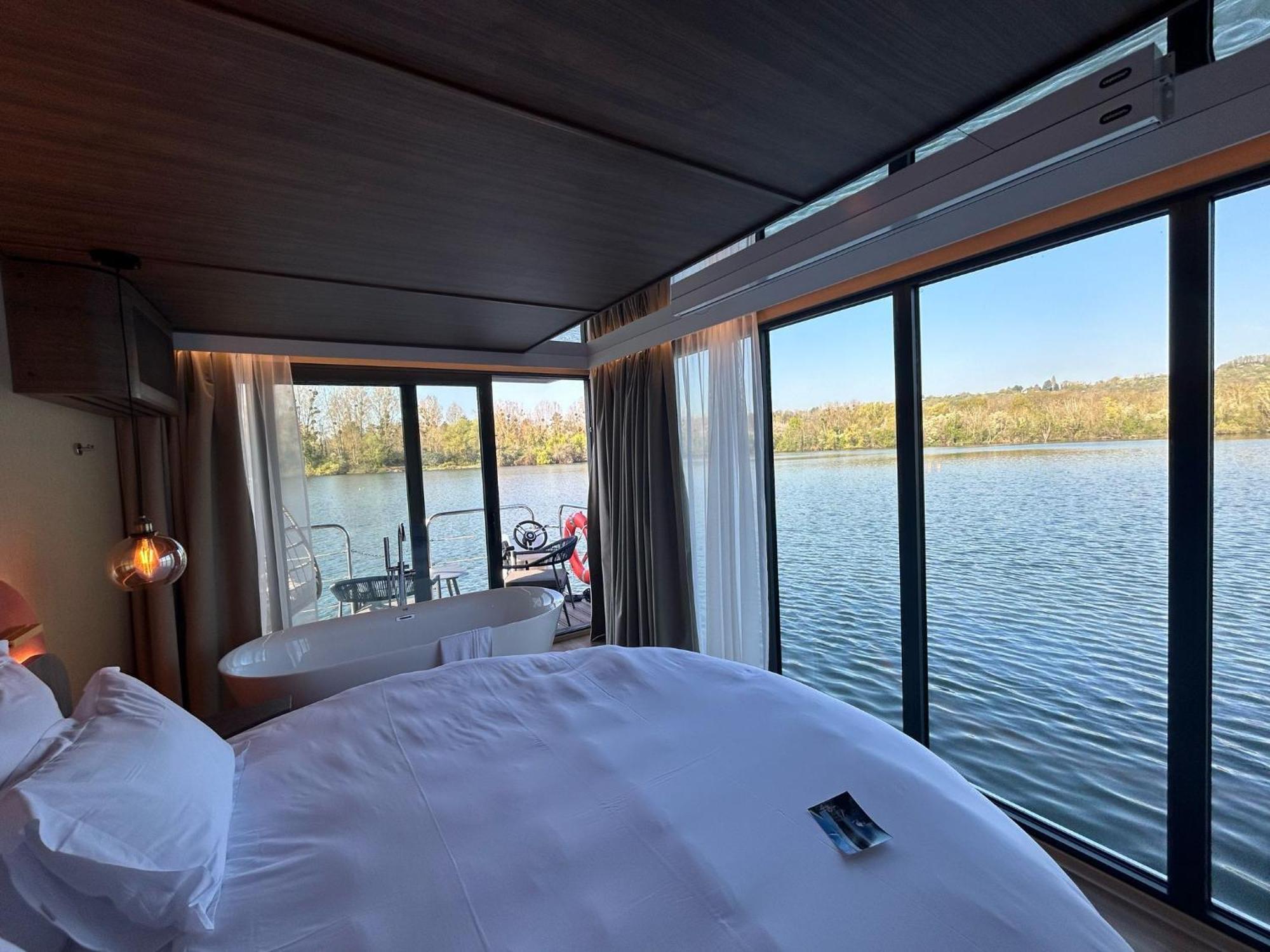L'Escale Royale Saint-Martin-La-Garenne Port Ilon - Seine - Giverny Εξωτερικό φωτογραφία